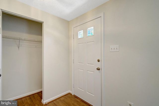 9227 SHEFFIELD HUNT CT, Lorton, VA 22079