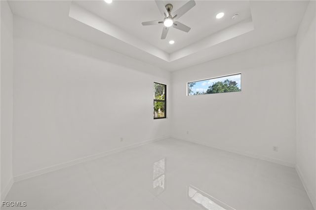 447 Redwing ST, Lehigh Acres, FL 33974