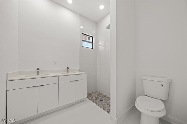 447 Redwing ST, Lehigh Acres, FL 33974