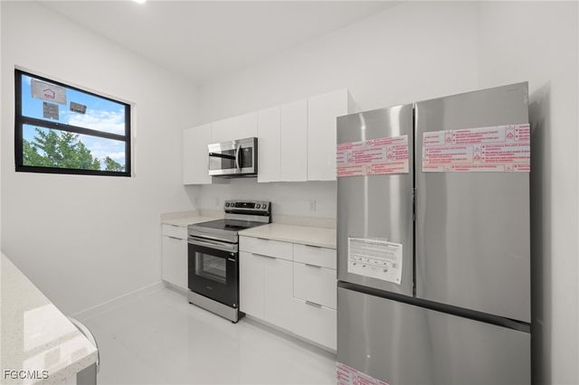 447 Redwing ST, Lehigh Acres, FL 33974