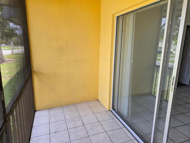8060 N Colony Cir Circle 203, Tamarac, FL 33321