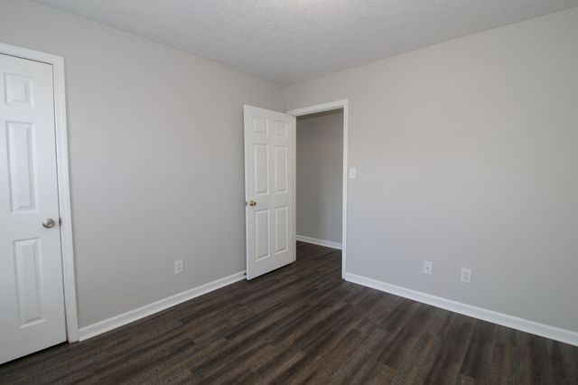 303 Ashley Street, Oak Grove, KY 42262