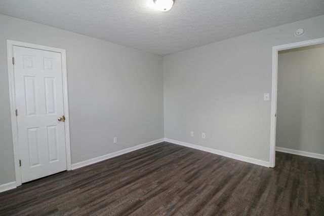 303 Ashley Street, Oak Grove, KY 42262