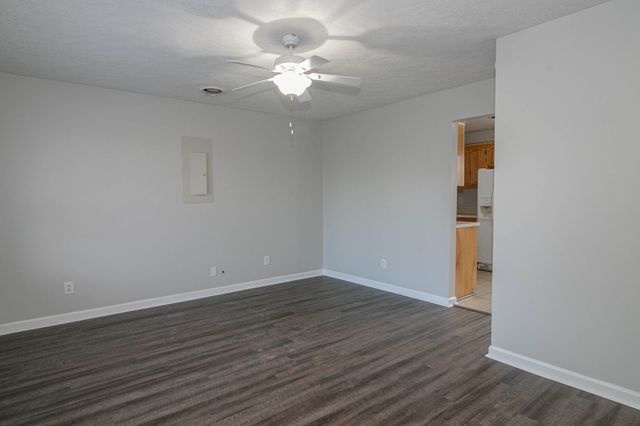 303 Ashley Street, Oak Grove, KY 42262