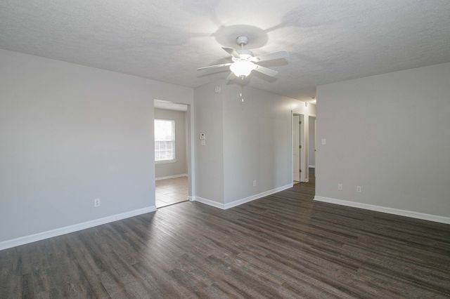 303 Ashley Street, Oak Grove, KY 42262