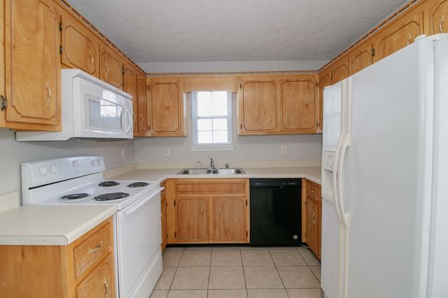 303 Ashley Street, Oak Grove, KY 42262