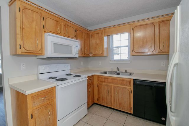 303 Ashley Street, Oak Grove, KY 42262