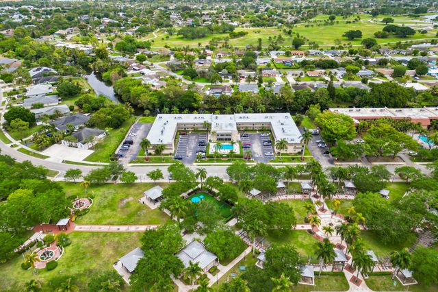 126 Sparrow Drive 10b, Royal Palm Beach, FL 33411