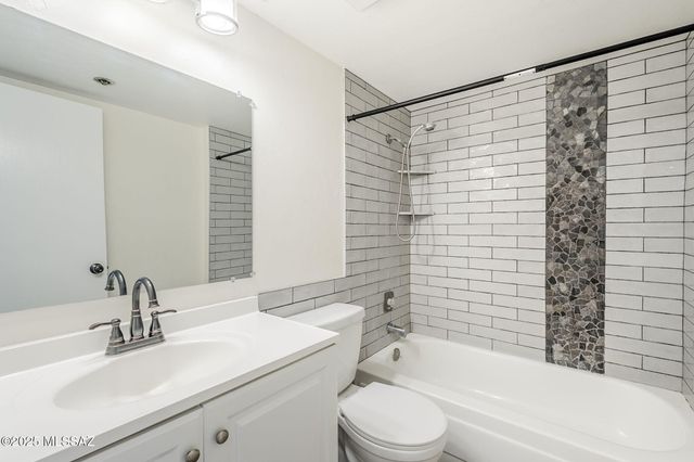 2601 W Broadway Blvd Apt 386, Tucson, AZ 85745