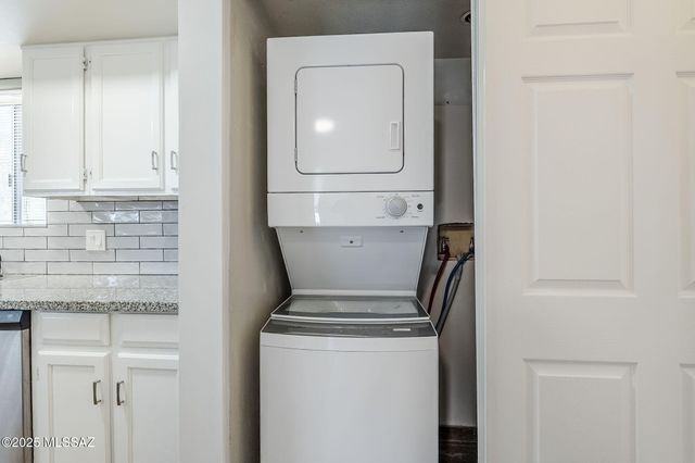 2601 W Broadway Blvd Apt 386, Tucson, AZ 85745