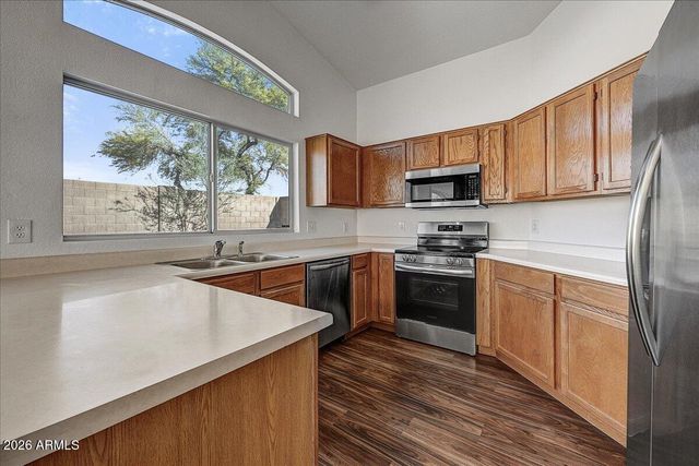 20819 N 1ST Avenue, Phoenix, AZ 85027