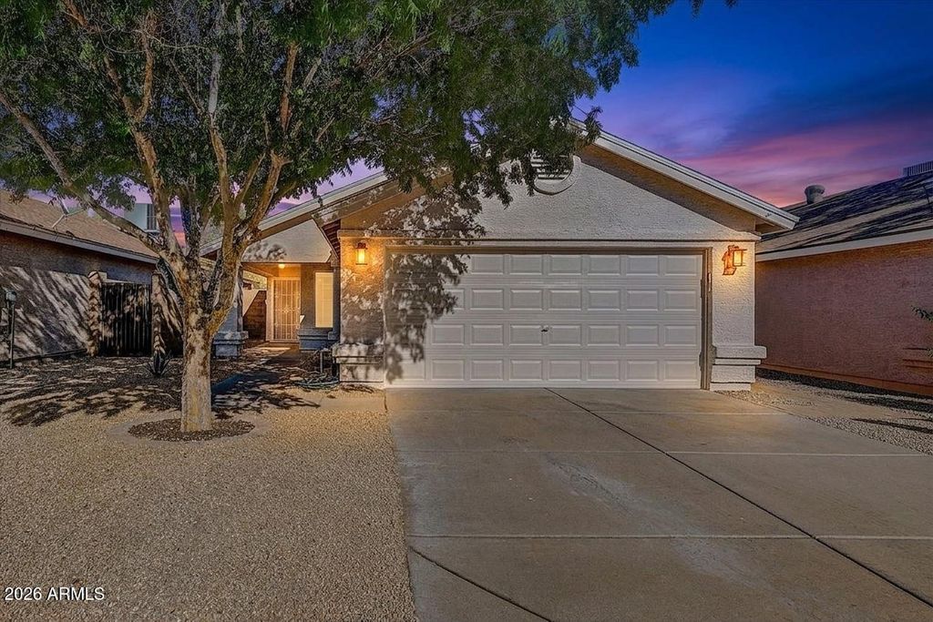 20819 N 1ST Avenue, Phoenix, AZ 85027