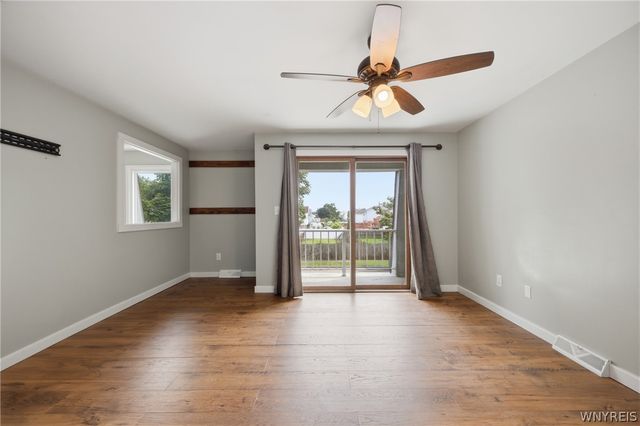 122 Rebecca Park, Buffalo, NY 14207