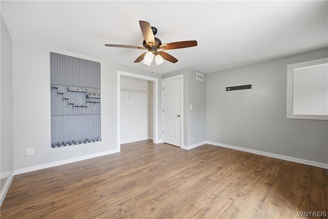 122 Rebecca Park, Buffalo, NY 14207