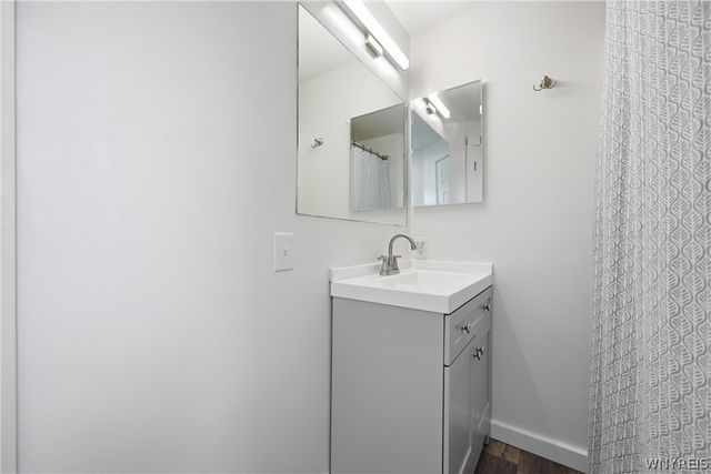 122 Rebecca Park, Buffalo, NY 14207