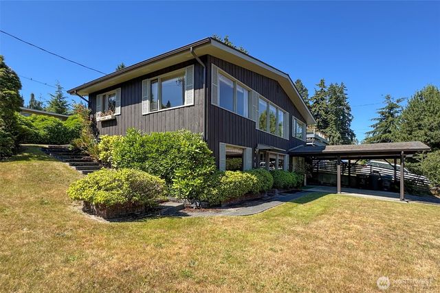 136 Oakcrest Avenue, Port Angeles, WA 98362