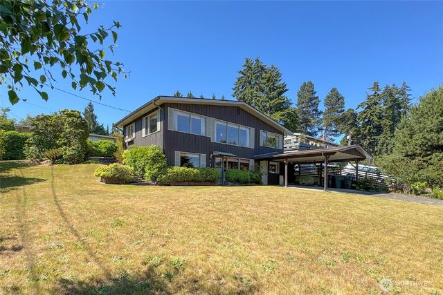 136 Oakcrest Avenue, Port Angeles, WA 98362