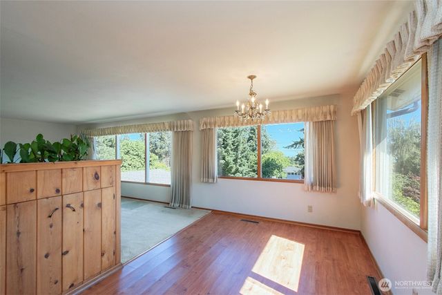 136 Oakcrest Avenue, Port Angeles, WA 98362