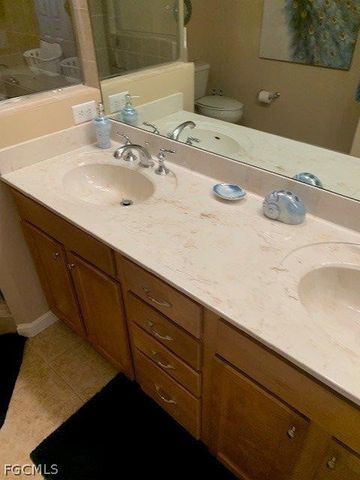 5793 Cape Harbour DR 713, Cape Coral, FL 33914