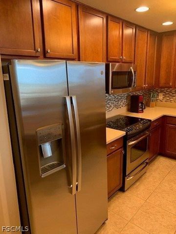 5793 Cape Harbour DR 713, Cape Coral, FL 33914