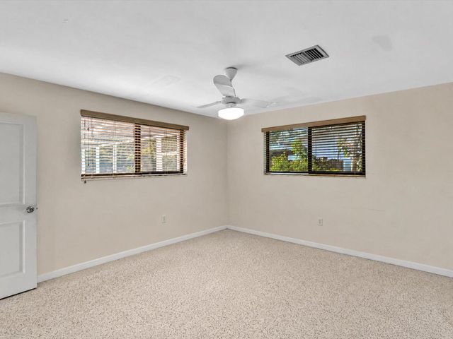 19321 NE 18th Place, Miami, FL 33179