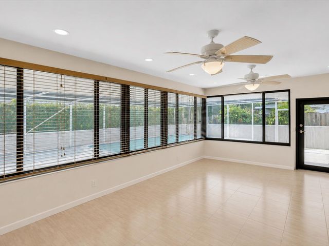 19321 NE 18th Place, Miami, FL 33179