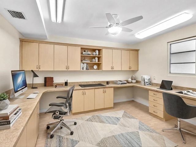 19321 NE 18th Place, Miami, FL 33179