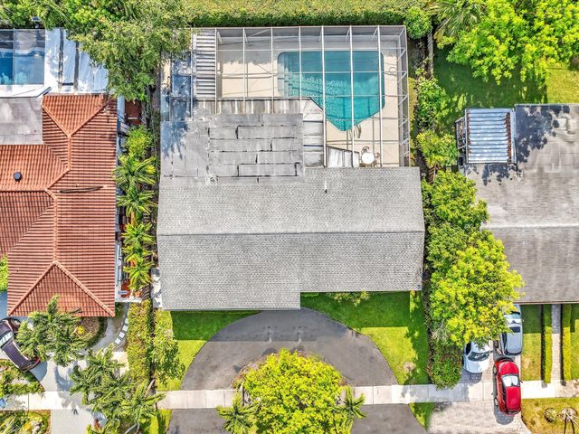 19321 NE 18th Place, Miami, FL 33179