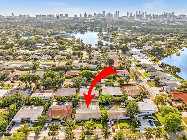 19321 NE 18th Place, Miami, FL 33179