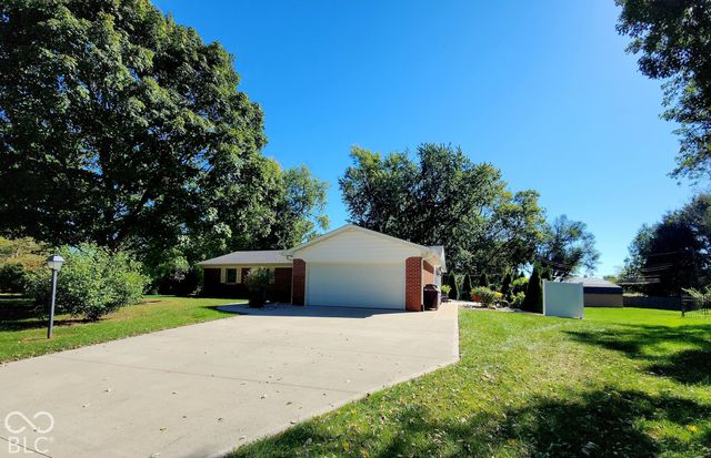 1345 Crest Court, Plainfield, IN 46168