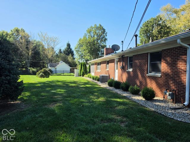 1345 Crest Court, Plainfield, IN 46168