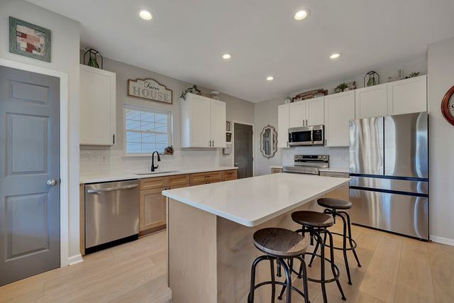 105 Pinebrook Drive, Waleska, GA 30183