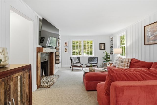 24 Prospect Rd, Andover, MA 01810