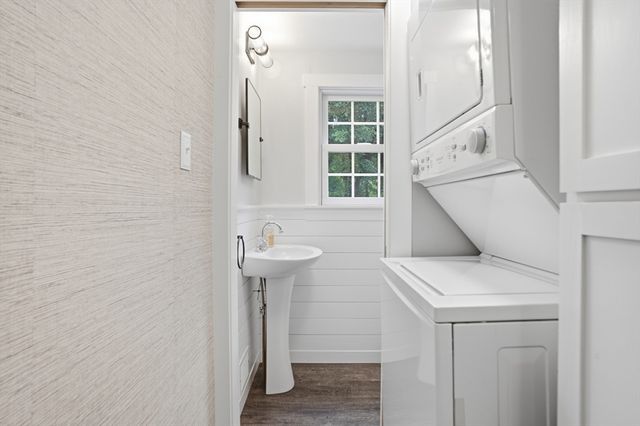 24 Prospect Rd, Andover, MA 01810