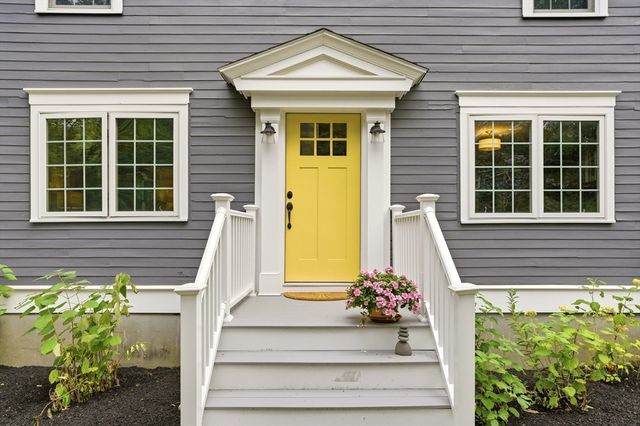 24 Prospect Rd, Andover, MA 01810