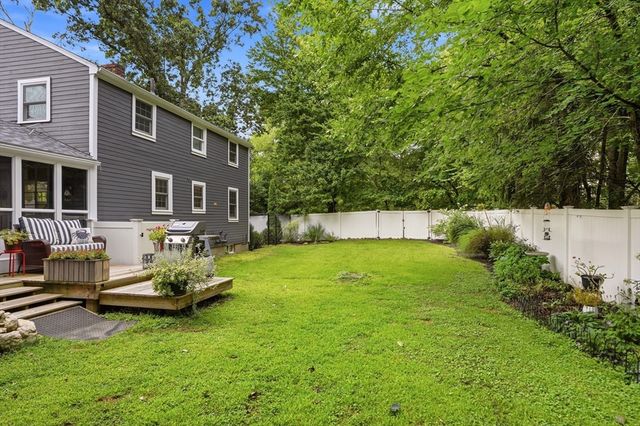 24 Prospect Rd, Andover, MA 01810