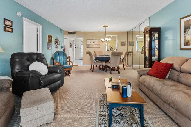 1470 NW 80th Avenue 204, Margate, FL 33063