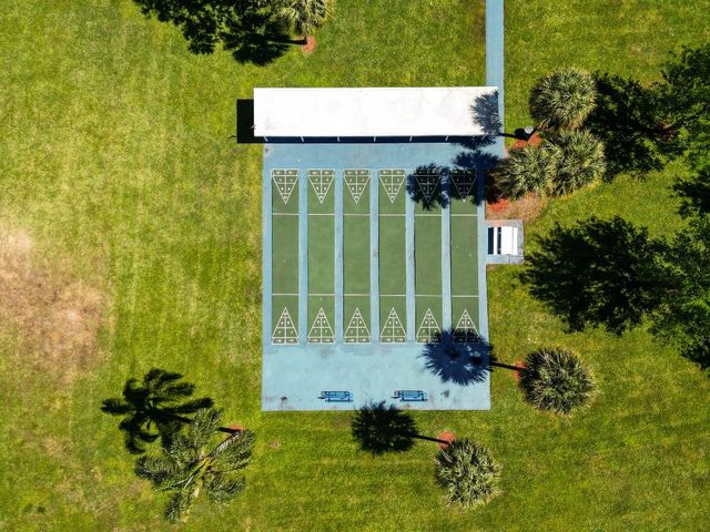 1470 NW 80th Avenue 204, Margate, FL 33063