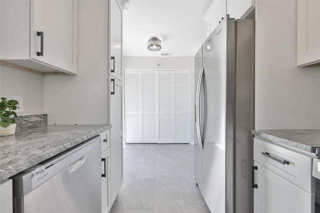 6412 ROCKPOINTE DRIVE, Tampa, FL 33634