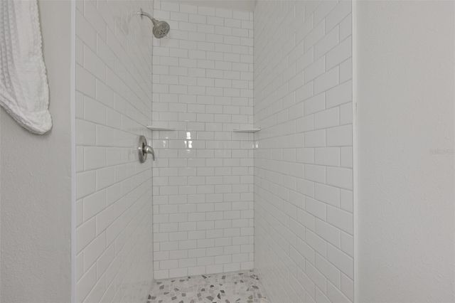 6412 ROCKPOINTE DRIVE, Tampa, FL 33634