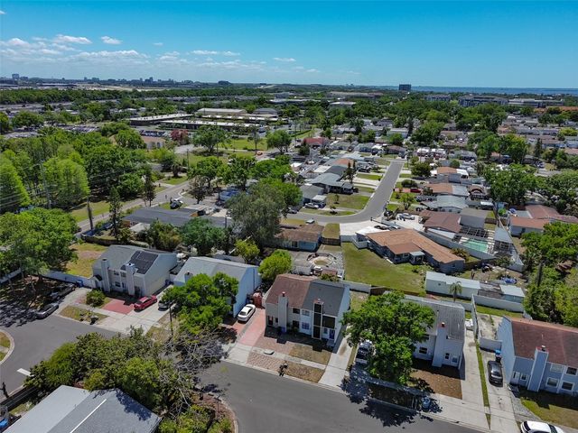 6412 ROCKPOINTE DRIVE, Tampa, FL 33634