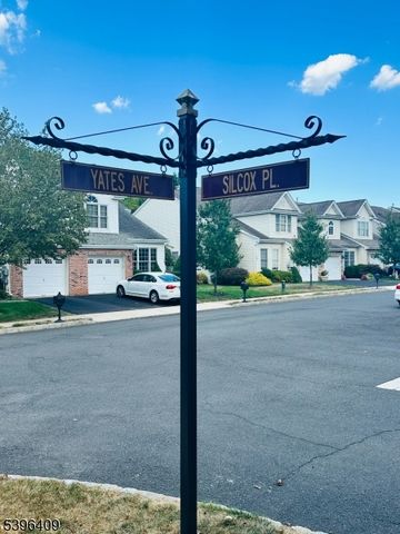 1 Silcox Pl, Franklin Twp., NJ 08873