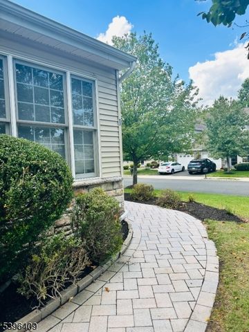 1 Silcox Pl, Franklin Twp., NJ 08873