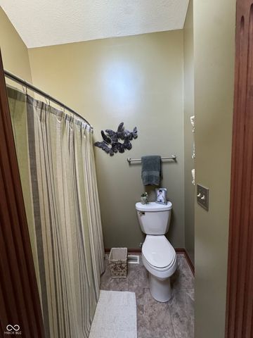 1267 Mount Brook Court, Greenwood, IN 46143