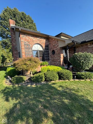 1267 Mount Brook Court, Greenwood, IN 46143