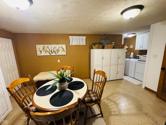 1267 Mount Brook Court, Greenwood, IN 46143