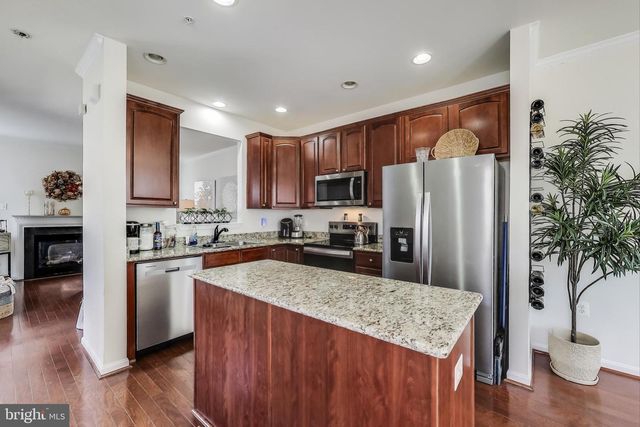 5629 HARTFIELD AVE, Suitland, MD 20746