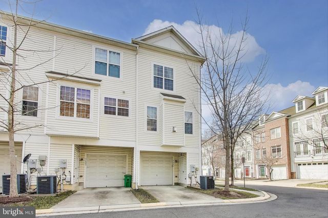 5629 HARTFIELD AVE, Suitland, MD 20746