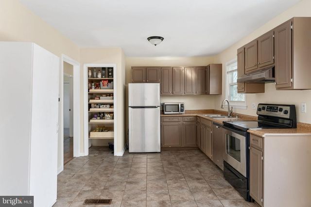 205 AUSTIN DR, Stafford, VA 22556