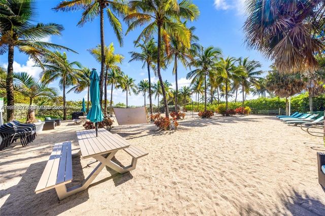 9172 Collins Ave 212, Surfside, FL 33154